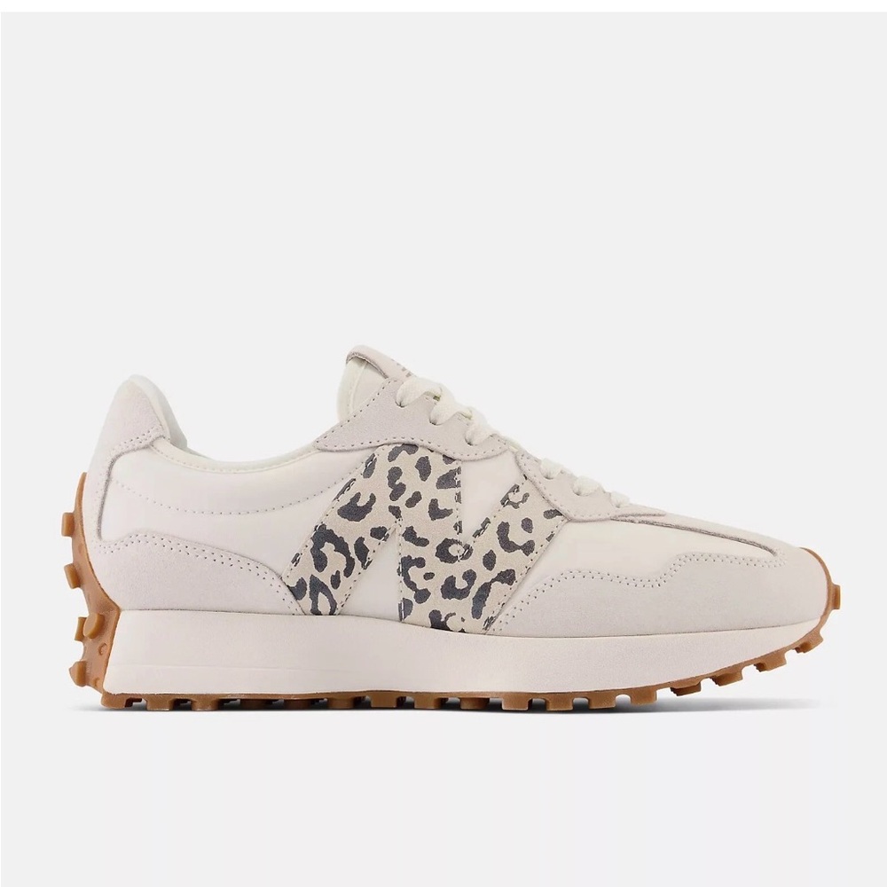 NIB New Balance Women’s 327 Sea Salt  Leopard Shoes 9 - Selling Out Fast HOT